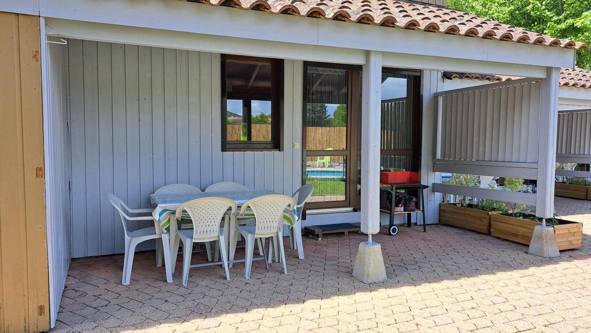 Les Petits Chassezac Villa Grospierres Exterior foto