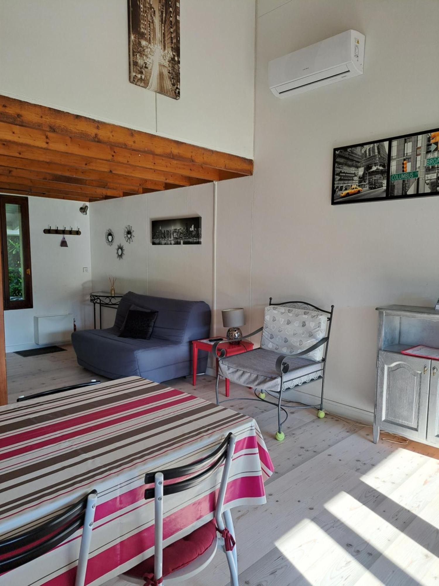 Les Petits Chassezac Villa Grospierres Exterior foto